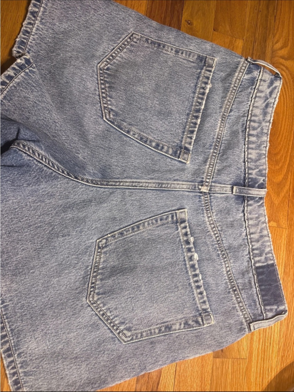 90s High-Rise Denim Shorts - Picture 2 of 3